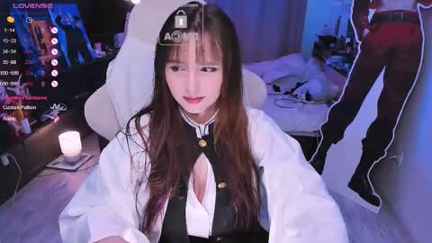 Effie online show from 10.25.25