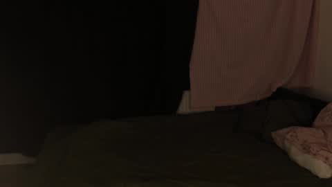 Effie Mur online show from 12.29.24