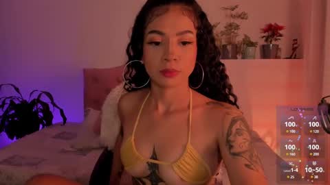 Snapshot of effy_cb chatting on 01.02.25 effy online show from 01.02.25