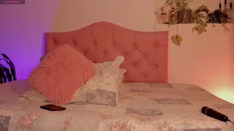 Snapshot of effy_cb chatting on 03.08.25 effy online show from 03.08.25