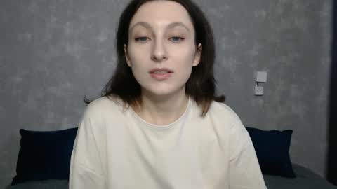 Snapshot of effy_gray chatting on 12.07.24 Anna online show from 12.07.24
