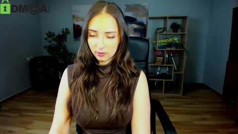 Snapshot of effy_royse chatting on 04.18.26 Effy Royse online show from 04.18.26