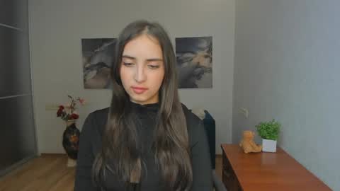 Snapshot of effy_royse chatting on 04.26.26 Effy Royse online show from 04.26.26