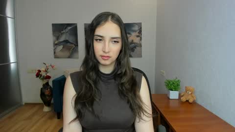 Snapshot of effy_royse chatting on 05.15.26 Effy Royse online show from 05.15.26