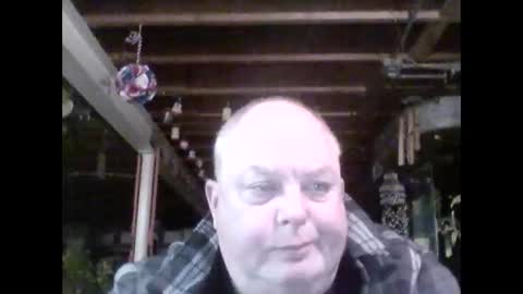 Snapshot of efriff chatting on 04.05.26 efriff online show from 04.05.26
