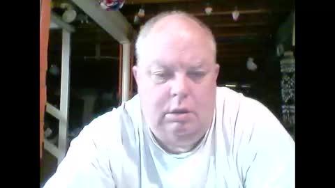 Snapshot of efriff chatting on 05.20.26 efriff online show from 05.20.26