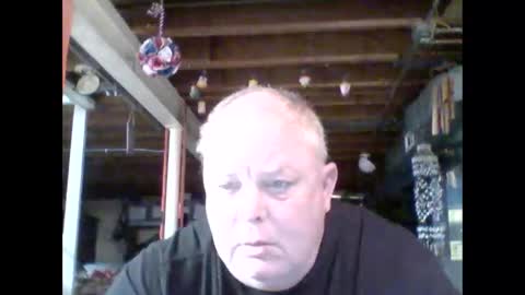 Snapshot of efriff chatting on 05.28.26 efriff online show from 05.28.26