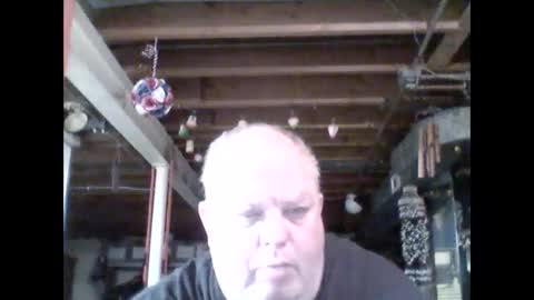 Snapshot of efriff chatting on 05.29.26 efriff online show from 05.29.26