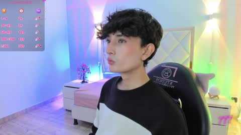 Snapshot of eidan_tay chatting on 04.02.26 eidan_tay online show from 04.02.26