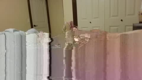 Snapshot of eightinch73 chatting on 10.25.25 eightinch73 online show from 10.25.25