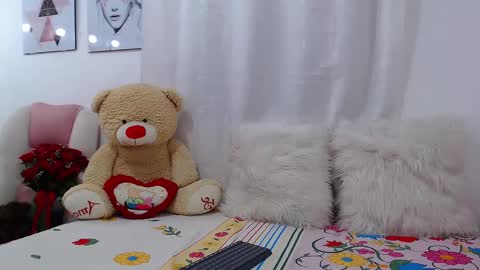 eileenmost online show from 02.14.25