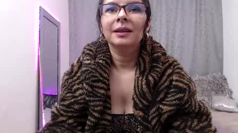 Eileen online show from 03.18.26