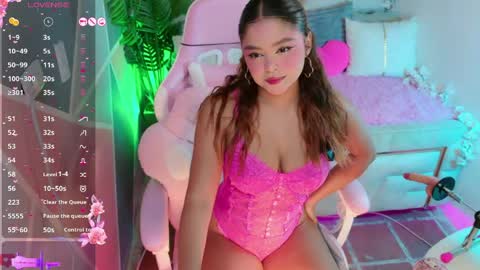 Snapshot of eimy__2 chatting on 04.30.26 eimy__2 online show from 04.30.26
