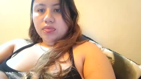 EIMY   MODEL INDEPENDENT online show from 01.09.25