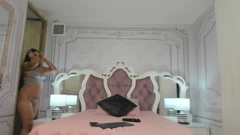 eimy_grey4u online show from 02.03.26