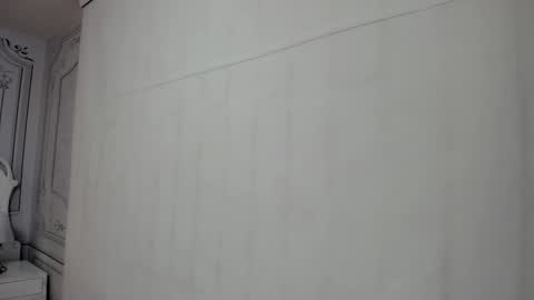 eimy_grey4u online show from 02.05.26