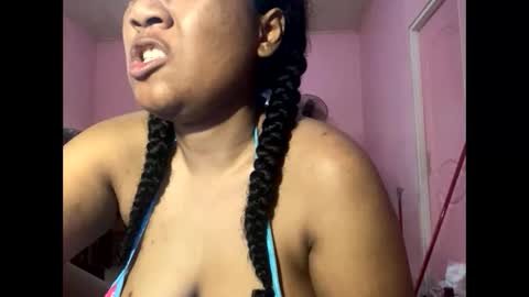 Eirondra Valeen online show from 03.27.26