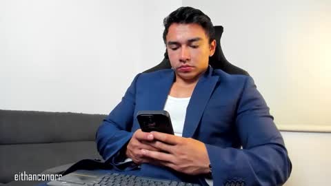 EITHAN CONOR online show from 11.11.25