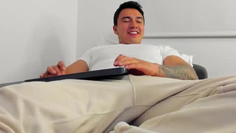 EITHAN CONOR online show from 03.20.26