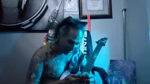 Snapshot of eiwanyorthong chatting on 02.15.26 ThongLover6869 online show from 02.15.26