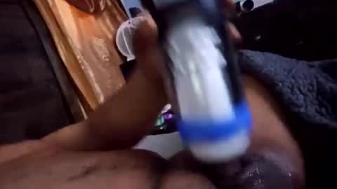 Snapshot of el_santo18 chatting on 11.02.25 Santos online show from 11.02.25