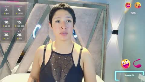 elaine87_ online show from 11.10.25