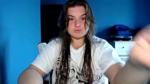 Elanis online show from 07.20.26
