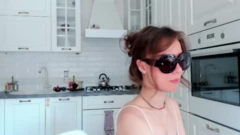 Snapshot of elannand chatting on 07.28.26 ELA 3 online show from 07.28.26