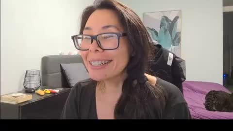 Snapshot of elaramuse_ chatting on 07.23.26 elaramuse_ online show from 07.23.26