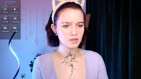 elastikiss online show from 10.13.25