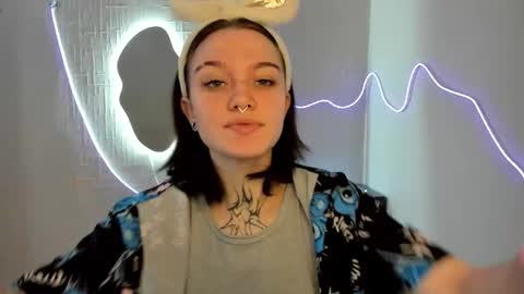 Snapshot of elastikiss chatting on 02.28.26 elastikiss online show from 02.28.26