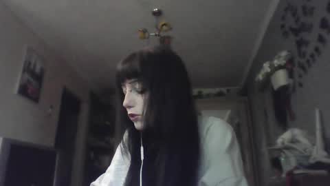 Lia online show from 05.12.26