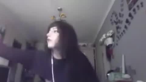 Lia online show from 05.24.26