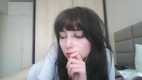 Lia online show from 05.31.26