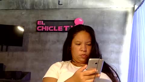 Snapshot of elchicletv chatting on 02.28.25 El CHICLE TV - SHOW online show from 02.28.25