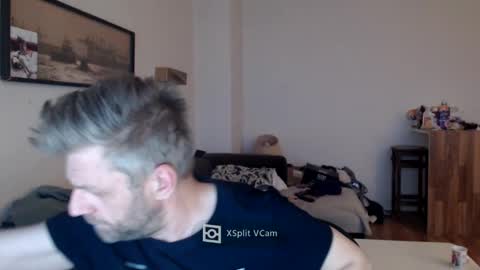 Snapshot of elculiador2207 chatting on 12.28.24 Timm online show from 12.28.24