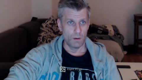 Snapshot of elculiador2207 chatting on 01.01.25 Timm online show from 01.01.25