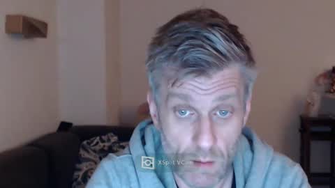 Snapshot of elculiador2207 chatting on 01.06.25 Timm online show from 01.06.25