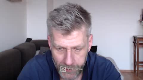 Snapshot of elculiador2207 chatting on 02.09.25 Timm online show from 02.09.25