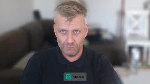 Snapshot of elculiador2207 chatting on 09.09.25 Timm online show from 09.09.25