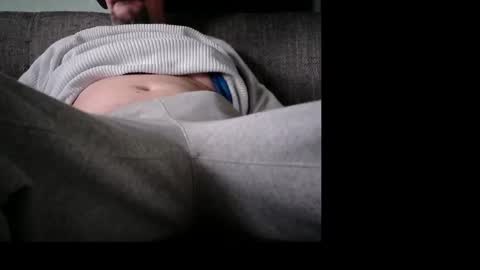 Snapshot of eldonan chatting on 10.25.25 Nando online show from 10.25.25