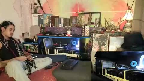 Snapshot of eleazar_blake chatting on 10.15.25 Sir Eleazar online show from 10.15.25