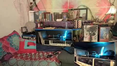 Snapshot of eleazar_blake chatting on 10.21.25 Sir Eleazar online show from 10.21.25