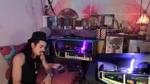 Snapshot of eleazar_blake chatting on 11.01.25 Sir Eleazar online show from 11.01.25