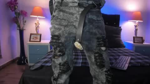 Elegant online show from 01.07.25