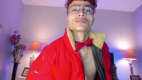 Elegant online show from 01.08.25