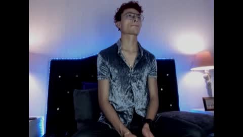 Elegant online show from 01.14.25