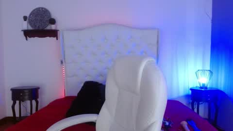 Elena online show from 01.16.25