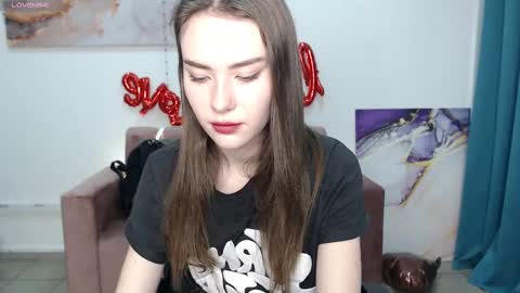 Snapshot of elenaoconar chatting on 02.25.25 elenaoconar online show from 02.25.25