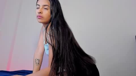 Snapshot of elenna_salvatoree chatting on 02.27.26 Elena online show from 02.27.26